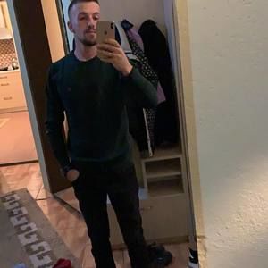 Meet your Posher, Ernad